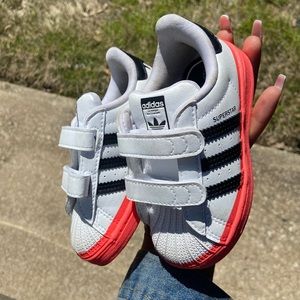 Adidas superstar
